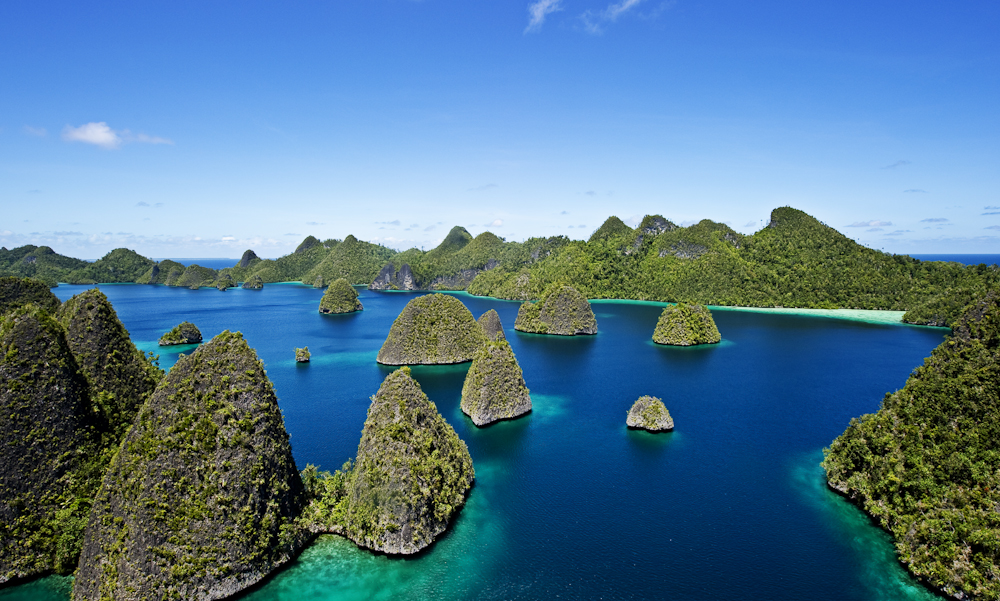 Nyaman Group Indoensia - Diving Cruise Indonesia - Raja Ampat