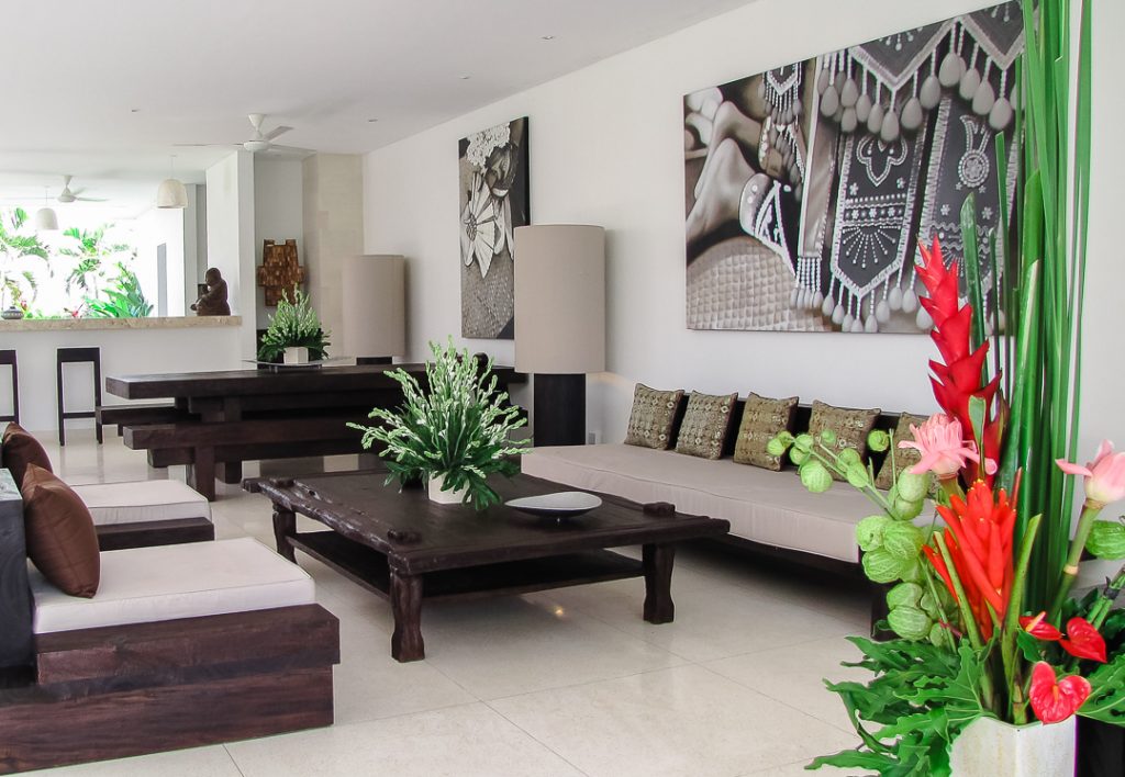 Villa-chocolat-seminyak-living-room-at-five-bedroom-villa