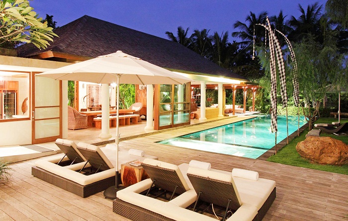 Villa Bali booking-villa Saraswati-bali villas rental