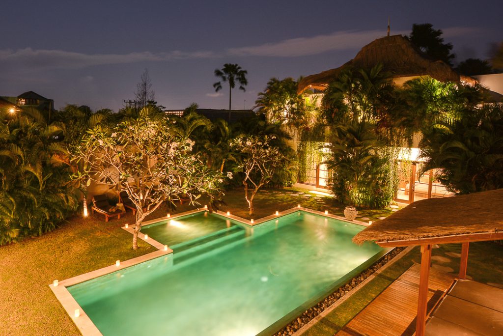 Villa-chocolat-seminyak-bali-six-bedroom-villa-evening-atmoshpere